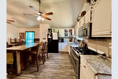 290 N Trowell Avenue, Umatilla, FL 32784 - Photo 4