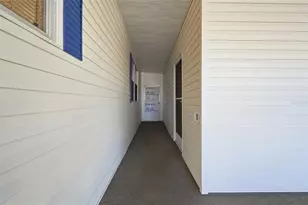 1001 Belmont Cir, Tavares, FL 32778 - Photo 24