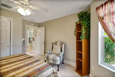 725 Kingston Way, The Villages, FL 32162 - Photo 52