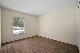 810 Black Knight Dr, Valrico, FL 33594 - Photo 26