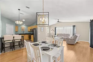 1405 Madrigal Ln, The Villages, FL 32159 - Photo 10