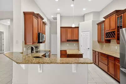 201 W Blue Water Edge Drive, Eustis, FL 32736 - Photo 24