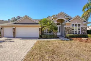 201 W Blue Water Edge Dr, Eustis, FL 32736 - Photo 1