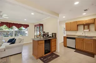 1245 N Pineapple Ln, Eustis, FL 32726 - Photo 10