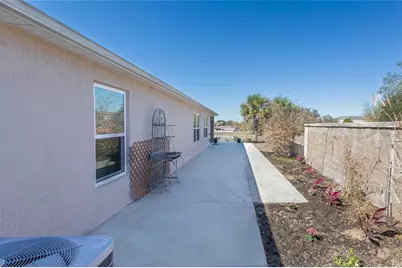 9041 SE 166th Kathy Loop, The Villages, FL 32162 - Photo 4