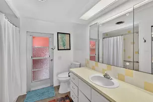 1050 Shawn Ct, Tavares, FL 32778 - Photo 24