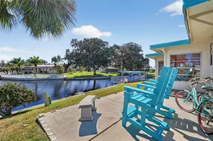 1050 Shawn Ct, Tavares, FL 32778 - Photo 32