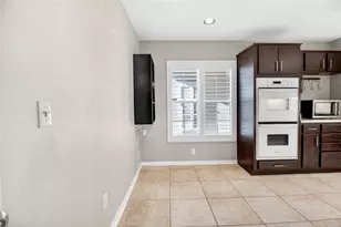2250 Chase Ct, Mount Dora, FL 32757 - Photo 12