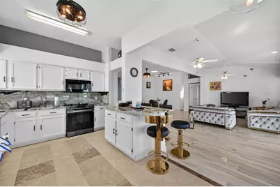 411 Del Mar Drive, Lady Lake, FL 32159 - Photo 4