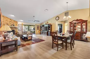 804 N Shore Dr, Leesburg, FL 34748 - Photo 8