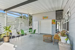 2368 Conestoga Dr, Leesburg, FL 34748 - Photo 2