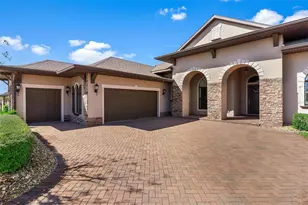 39513 Hillrise Ln, Lady Lake, FL 32159 - Photo 8