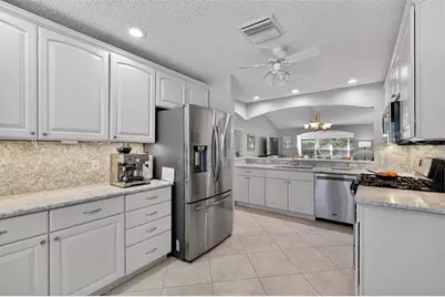 604 Hartley Place, The Villages, FL 32162 - Photo 10