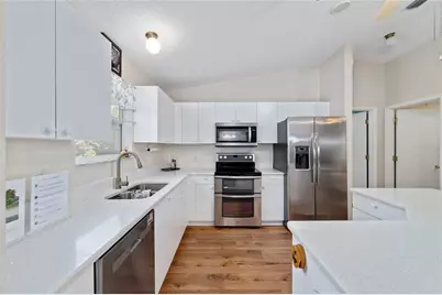 2027 Cipriano Place, The Villages, FL 32159 - Photo 14