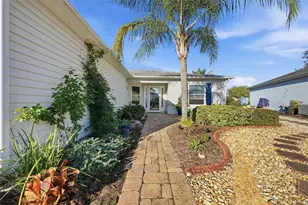 1145 Meadowbend Dr, Leesburg, FL 34748 - Photo 2