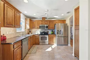 1145 Meadowbend Dr, Leesburg, FL 34748 - Photo 16