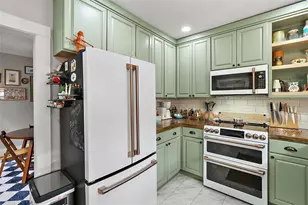 831 N Grandview St, Mount Dora, FL 32757 - Photo 12