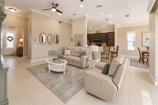 10161 Julia Isles Ave, Oxford, FL 34484 - Photo 8