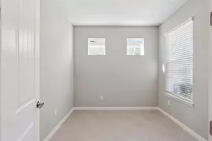 2766 Purple Mdw Ct, Minneola, FL 34715 - Photo 10