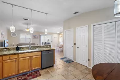 444 Maywood Way, The Villages, FL 32162 - Photo 6