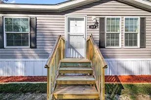 269 Lime St, Wildwood, FL 34785 - Photo 2