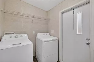 269 Lime St, Wildwood, FL 34785 - Photo 20