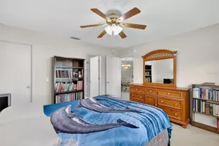 974 Livingston Loop, The Villages, FL 32162 - Photo 18