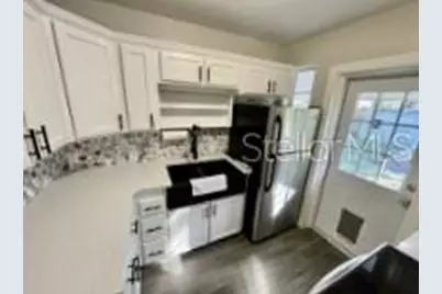 706 Mission Drive, Wildwood, FL 34785 - Photo 8