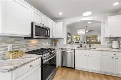 8275 SE 177th Winterthur Loop, The Villages, FL 32162 - Photo 10