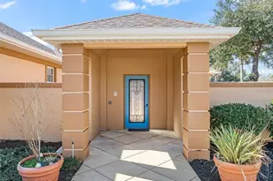 1412 Meadow View Way, Lady Lake, FL 32159 - Photo 2