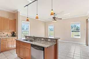 1412 Meadow View Way, Lady Lake, FL 32159 - Photo 8