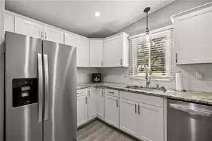 814 Orchid St, Lady Lake, FL 32159 - Photo 8