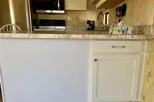 610 Cottage Park Ln, Leesburg, FL 34748 - Photo 12