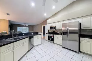 13700 SE 90th Ct, Summerfield, FL 34491 - Photo 8