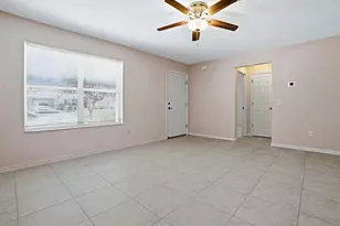 17411 SE 74th Netherclift Terrace, The Villages, FL 32162 - Photo 2