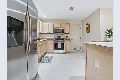 17411 SE 74th Netherclift Terrace, The Villages, FL 32162 - Photo 8