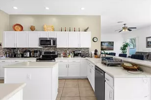 100 Hollybrook Ct, Davenport, FL 33897 - Photo 12