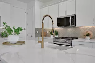 160 Eagleston Ln, Lakewood Ranch, FL 34240 - Photo 6