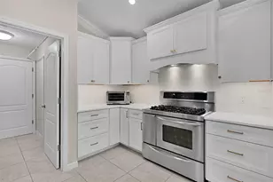 737 Dowding Way, The Villages, FL 32162 - Photo 16