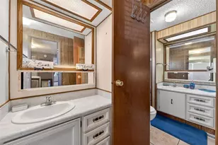 1018 Southland Dr, Tavares, FL 32778 - Photo 36