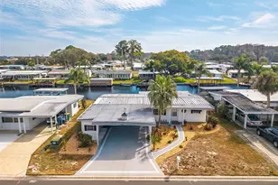 1018 Southland Dr, Tavares, FL 32778 - Photo 2