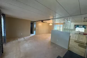 1018 Southland Dr, Tavares, FL 32778 - Photo 10