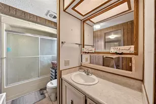 1018 Southland Dr, Tavares, FL 32778 - Photo 34