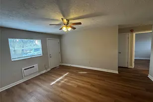 2100 South St, Leesburg, FL 34748 - Photo 2