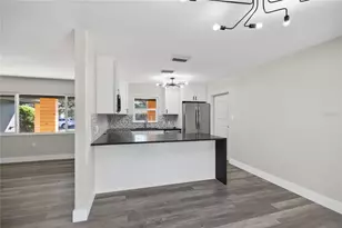 1503 Canal Ct, Tavares, FL 32778 - Photo 10