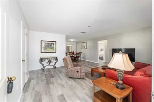 335 San Marino Dr, The Villages, FL 32159 - Photo 6