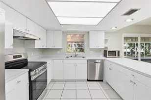 9140 W Harbor Isle Ct, Crystal River, FL 34429 - Photo 12