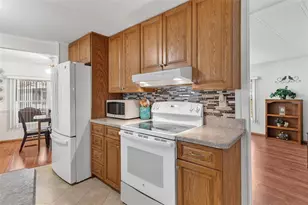 141 Parkland Dr, Eustis, FL 32726 - Photo 18