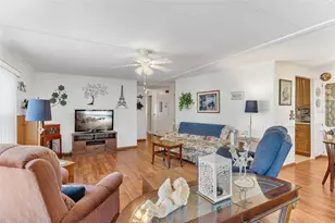 141 Parkland Dr, Eustis, FL 32726 - Photo 12