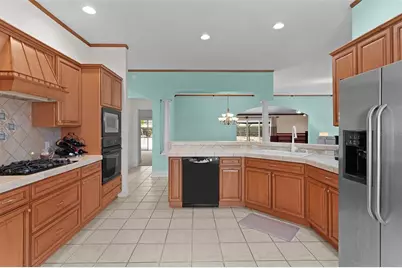 758 Moore Terrace, The Villages, FL 32162 - Photo 20